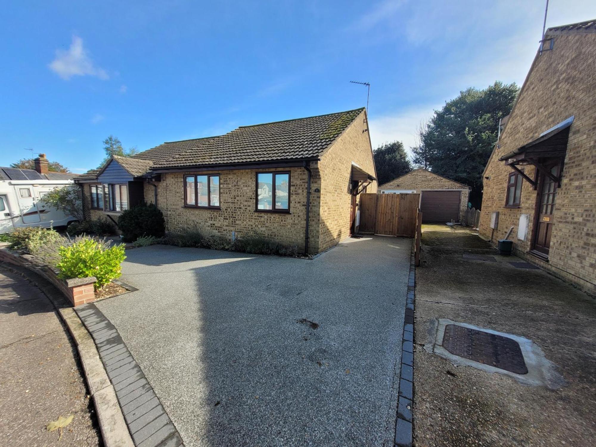 Bumblebee Bungalow - With Separate Office And Gaming Space By Catchpole Stays Colchester Exterior photo